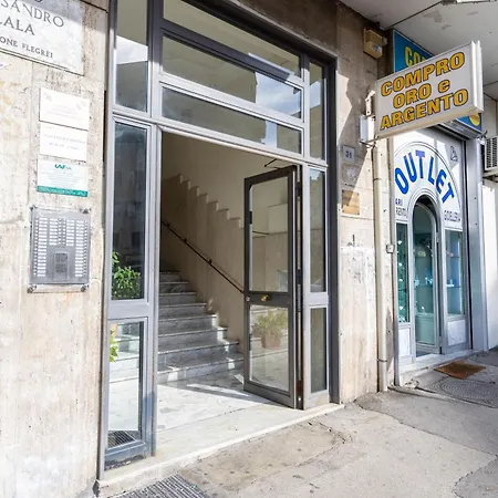 דירה Domus Lala נאפולי